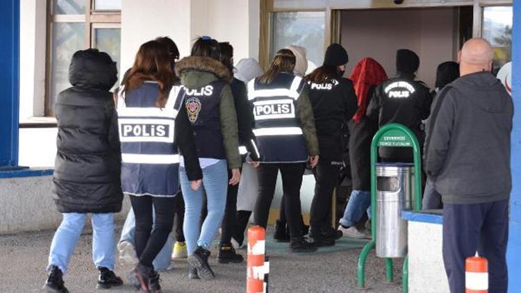 Erzurum merkezli 5 ilde dolandırıcılık operasyonu: 20 gözaltı