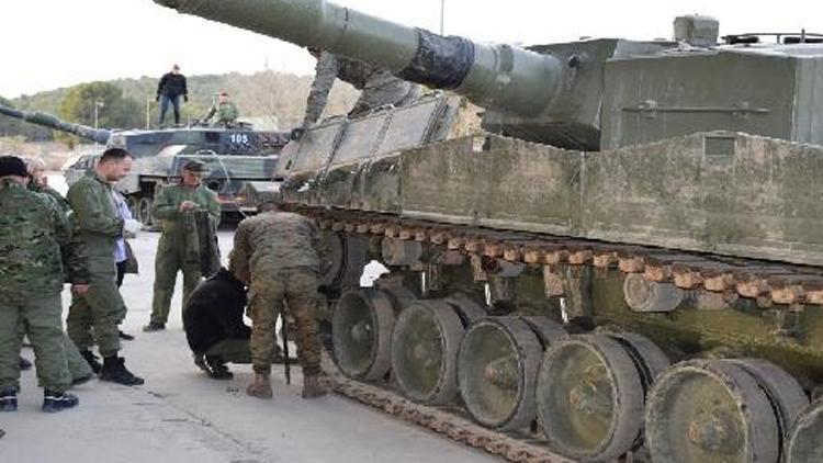 İspanya’da Ukraynalı askerlerin tank eğitimi sona eriyor