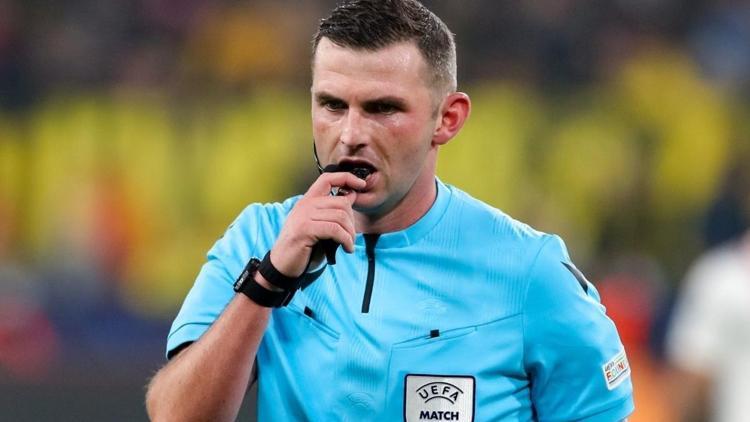 Fenerbahçe-Sevilla maçını Michael Oliver yönetecek