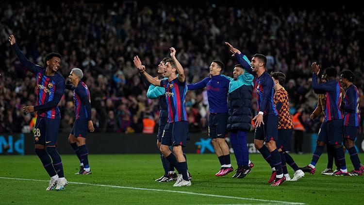 Barcelona, Real Madridi uzatmalarda bulduğu golle devirdi