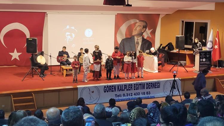 Âşık Veysel’in izindeler