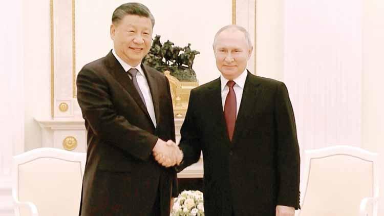Çin lideri Putin’e gitti