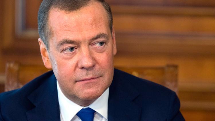 Medvedev: “Almanya’nın Putin’i tutuklaması, Rusya’ya savaş ilanı olur”