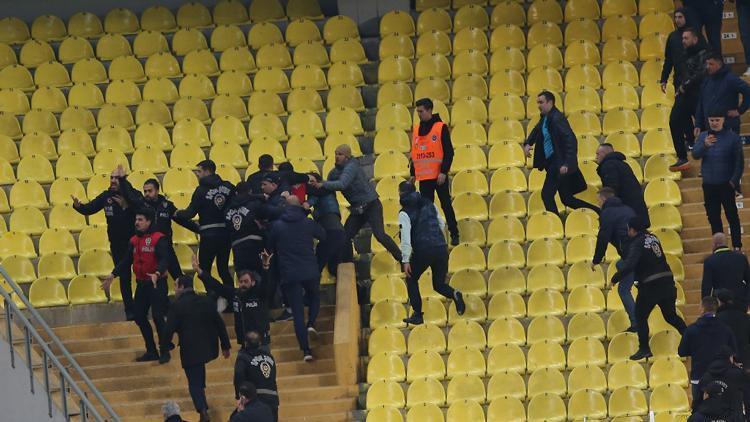 Fenerbahçe-Zenit maçında tatsız olay