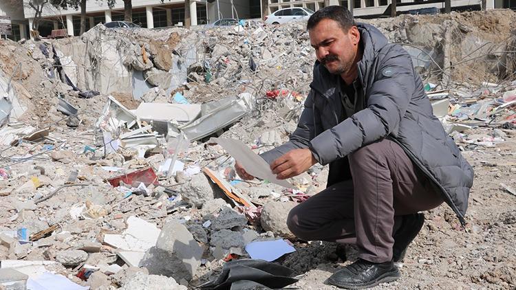 Kahramanmaraşta ailesini dinleyip apartmana taşınmaktan vazgeçti, depremden kurtuldu