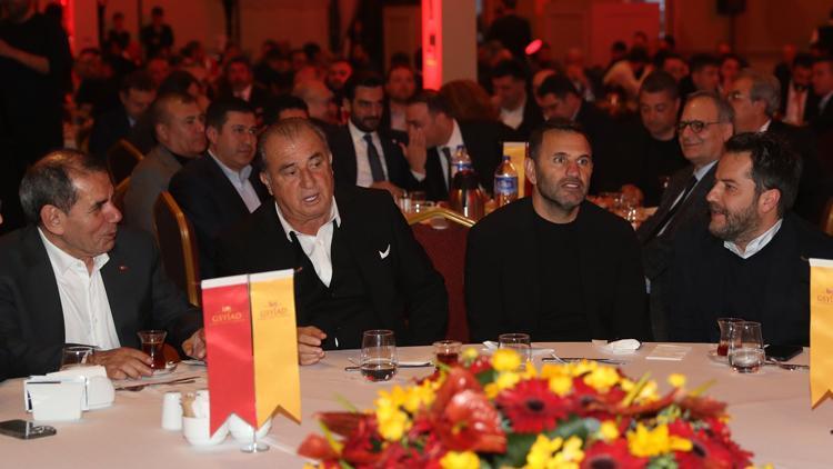 Galatasaray Başkanı Dursun Özbek: Lige sataşıp formatını değiştirmeye çalışıyorlar