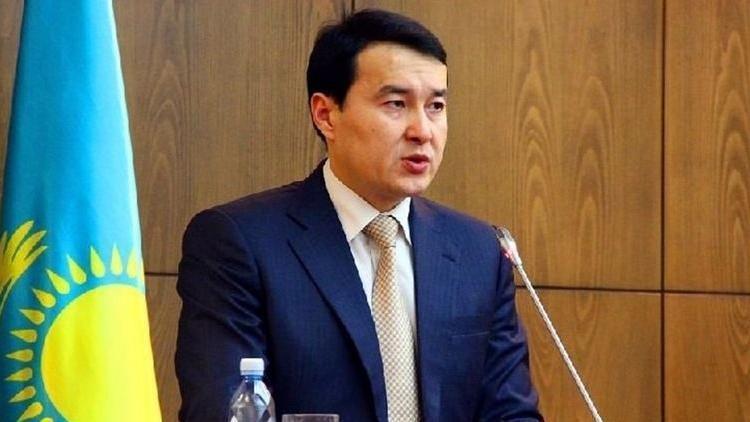 Kazakistanın yeni Başbakanı Alihan Smayilov oldu