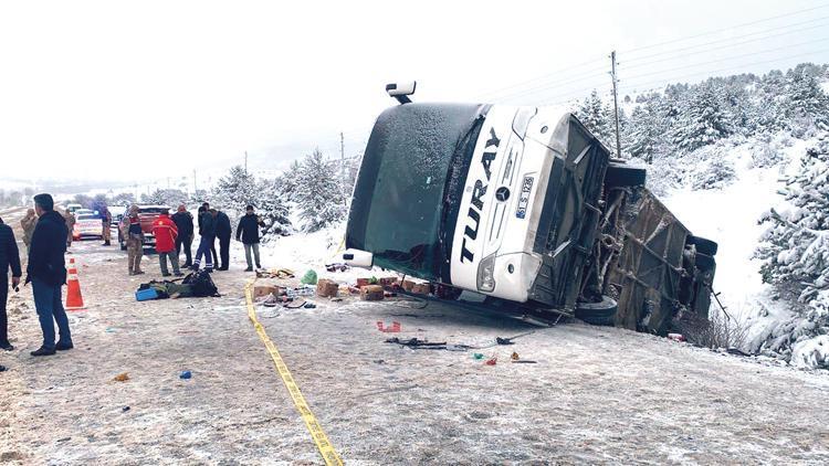 Buzlanma 3 kentte can aldı: 4 ölü 64 yaralı