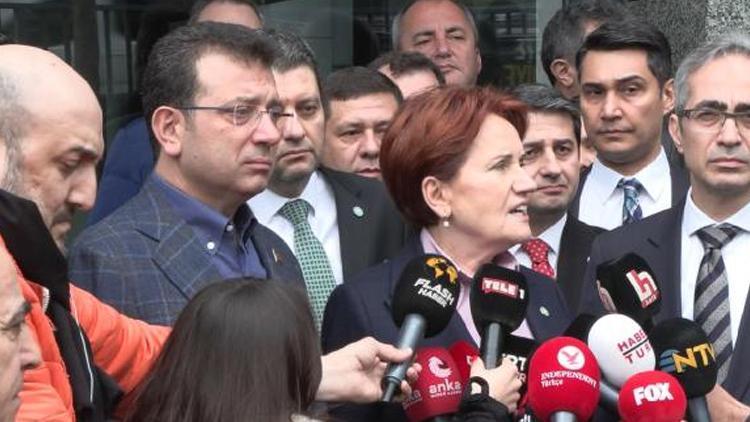 Akşener İYİ Parti İstanbul il binası önünde açıklama yaptı