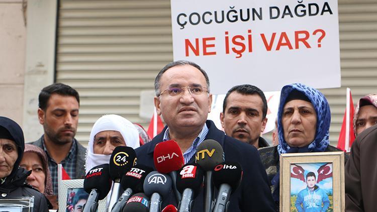 Bakan Bozdağ, Diyarbakır annelerini ziyaret etti: Çocukların hakkını kim arıyorsa biz onlarla beraberiz