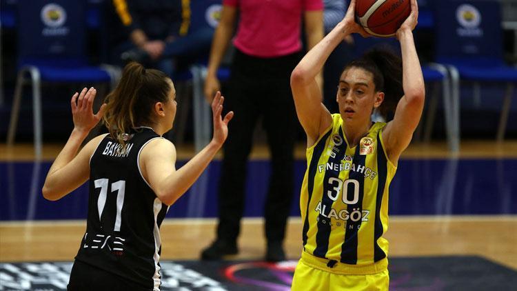 Fenerbahçe Alagöz Holding, Beşiktaş GKN Kargo serisinde öne geçti