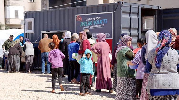 DİTİB, deprem bölgesinde 16 bin kişiye iftar ve sahur veriyor