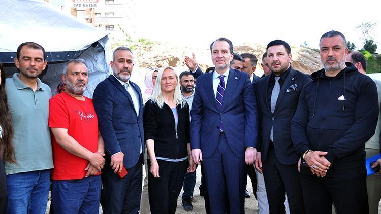 Erbakan, İskenderunda depremzedeleri ziyaret etti