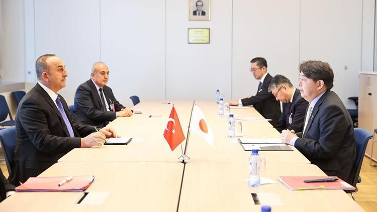 Dışişleri Bakanı Çavuşoğlu, Japon mevkidaşı Hayashi ile görüştü