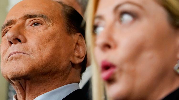 Berlusconi’nin lösemiye yakalandığı iddia edildi