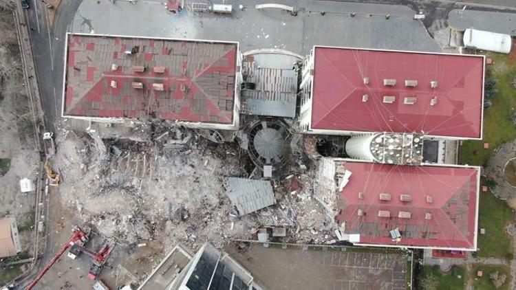 Diyarbakırda depremde yıkılan Galeria Sitesinin müteahhidi tutuklandı