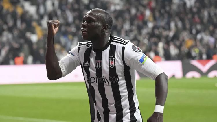 Beşiktaşın golcüsü Aboubakar: Trabzonspor maçını da kazanacağız