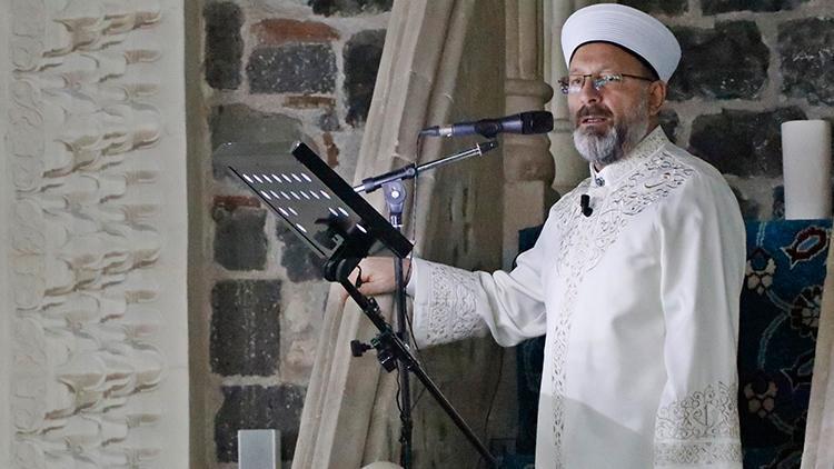 Diyanet İşleri Başkanı Erbaş: Fitrelerimizi ihtiyaç sahiplerine ulaştırma gayretinde olalım