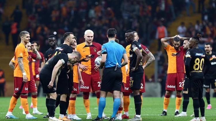 Galatasaraya farklı kaybeden Kayserispor’dan kırmızı kart isyanı