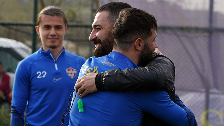 Arda Turan, Eyüpspora ilk transferini Galatasaraydan yapıyor