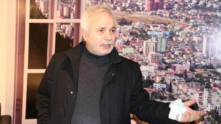 Saadet Partili Kozan Belediye Başkanı, AK Partiye geçti