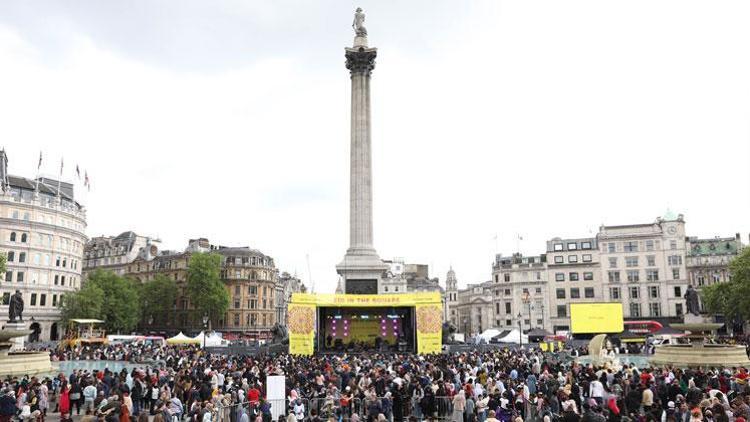 Trafalgar Meydanı’nda Ramazan Bayramı heyecanı