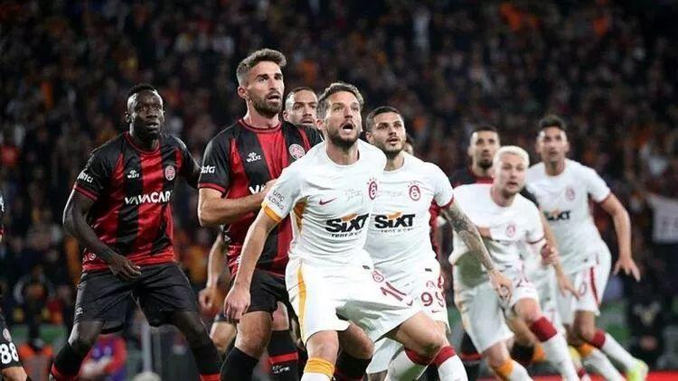 Beşiktaş maçı öncesi Galatasarayda sarı kart alarmı Rakip Fatih Karagümrük...