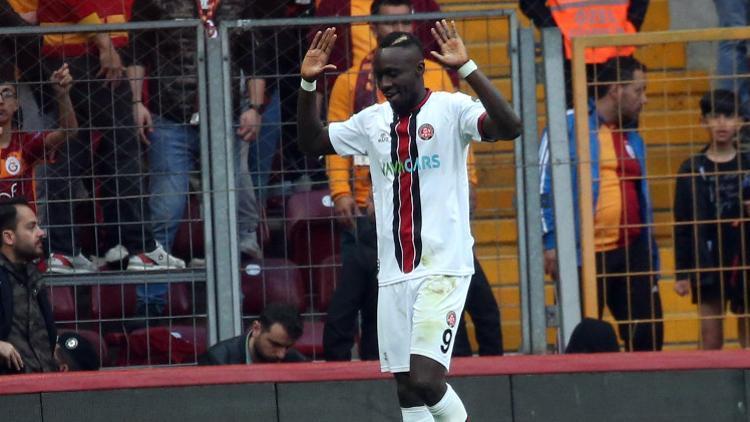 Diagne, Galatasaraya attığı gol sonrası sevinmedi