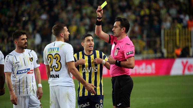 Fenerbahçede Emre Mor cezalı duruma düştü
