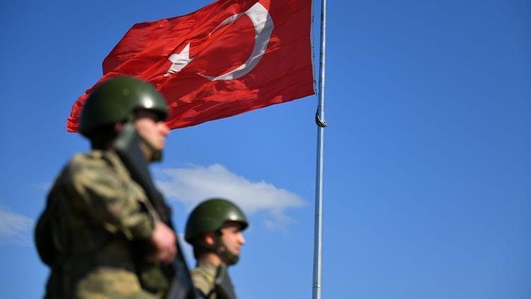 Yunanistan sınırında 1i PKK/KCK mensubu 3 kişi yakalandı