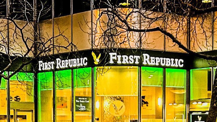 First Republic Bankta büyük sıkıntı Hisseler sert düştü