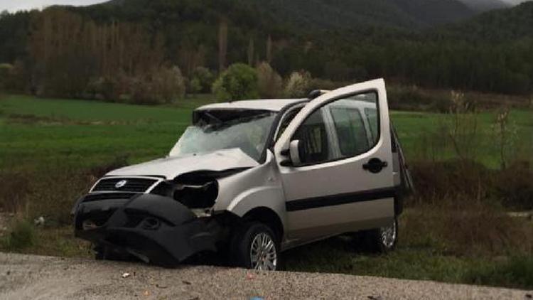 Ankarada feci kaza: 2 kişi hayatını kaybetti, 17 yaralı