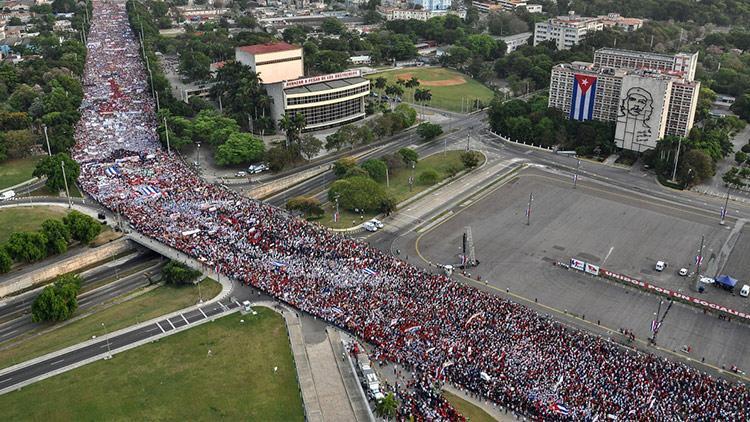 Havanada 1 Mayıs kutlamaları akaryakıt krizi nedeniyle iptal edildi