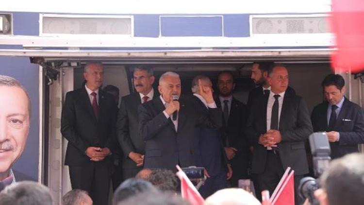 Binali Yıldırım: Kılıçdaroğlu gelirse, mahpushaneler boşalacak, Öcalan serbest kalacak