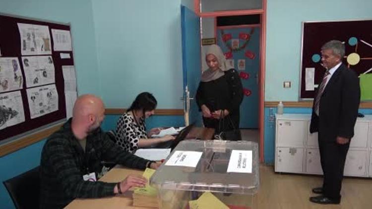 İran’da Türkiye’deki genel seçimler için oy verme işlemi başladı