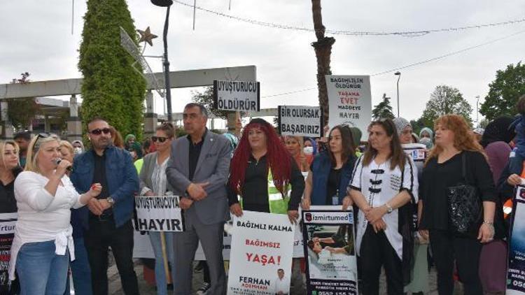 Kadınlar uyuşturucuya karşı bir araya geldi