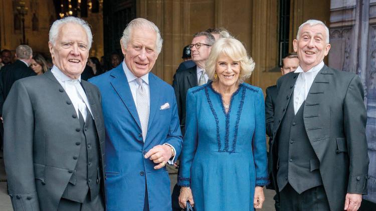 İngiltere’de tarihi taç giyme töreni Charles ve Camilla’nın  büyük günü