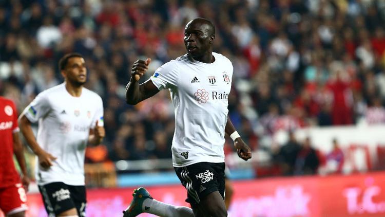 Beşiktaşta Vincent Aboubakar fırtınası esmeye devam ediyor Antalyaspor maçında da attı, en golcü isim...