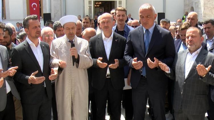 Bakan Ersoy: Kız Kulesi 11 Mayıs akşamı açılıyor