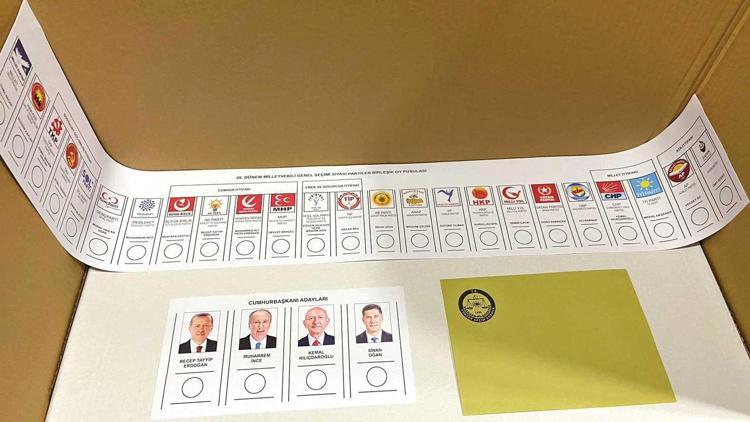 1 metrelik oy pusulasıyla seçim provası