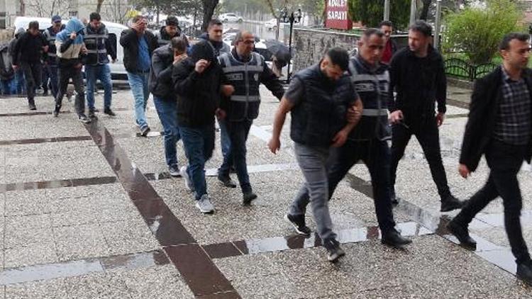 İmamoğlunun konuşması sırasında çıkan olaylarla ilgili gözaltına alınan 15 kişi serbest bırakıldı
