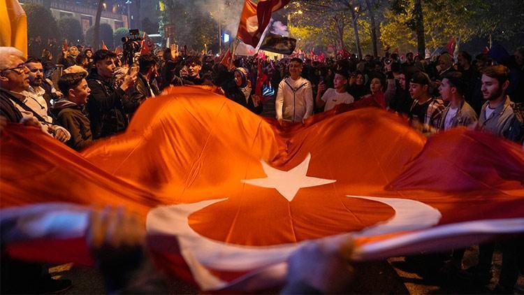 İrandan Türkiyeye seçim kutlaması: Demokrasi zaferi