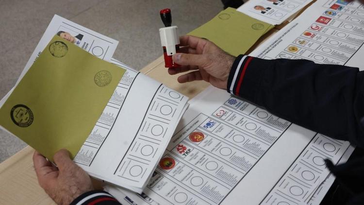 Karamanda AK Parti 2, CHP 1 milletvekili kazandı