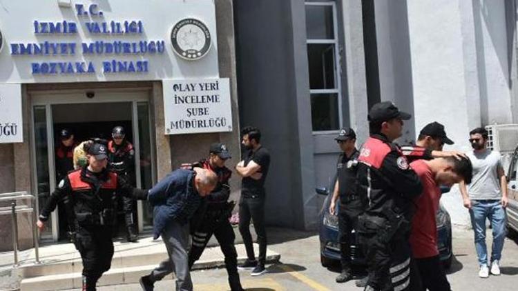 İzmirde kahvehanede 5 kişinin öldüğü olayın şüphelileri adliyede