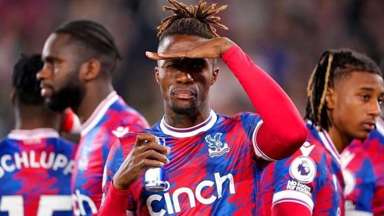 Fenerbahçeden Wilfried Zaha hamlesi Menajeri Trabzonspor maçını izledi