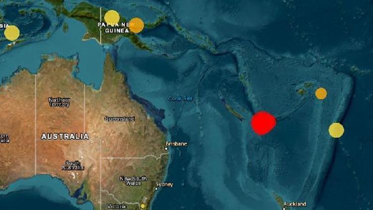 Pasifik Okyanusunda 7.7 büyüklüğünde deprem: Tsunami alarmı verildi
