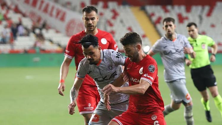 Antalyaspor ile Başakşehir puanları paylaştı