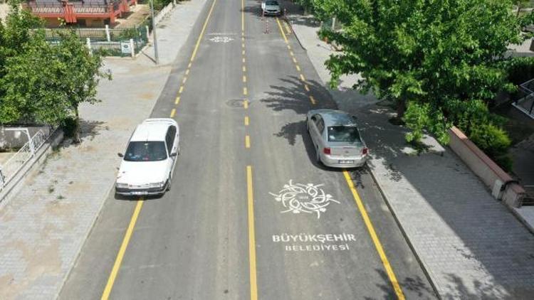 Kuyucak Yunus Emre Caddesi yenilenerek trafiğe açıldı