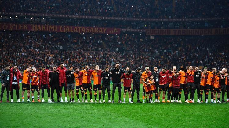 Galatasarayda hedef Fenerbahçe derbisine şampiyon çıkmak 50 milyon TL prim dağıtılacak