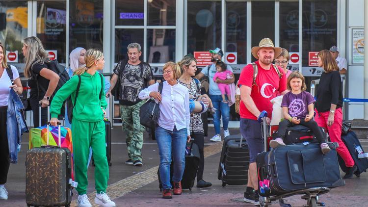 Turizm sektöründe rakamlar geriledi